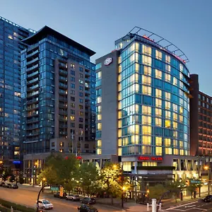 3* Hotell Hampton & Suites, By Hilton - Downtown
