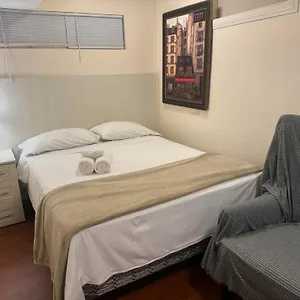 Homestay Cozy Guest Close Ubc And Downtown, Vancouver